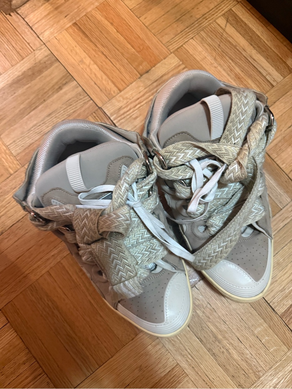 Authentic Mens Lanvin Sneaker in beige size Eur 45/US12